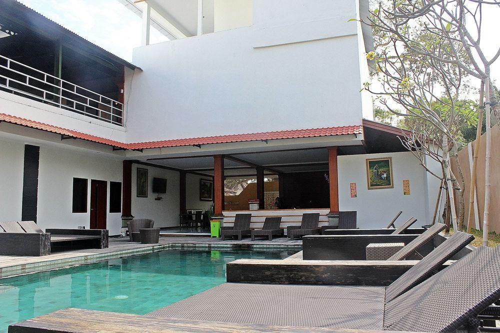 Mirah Hostel Legian  Exterior photo