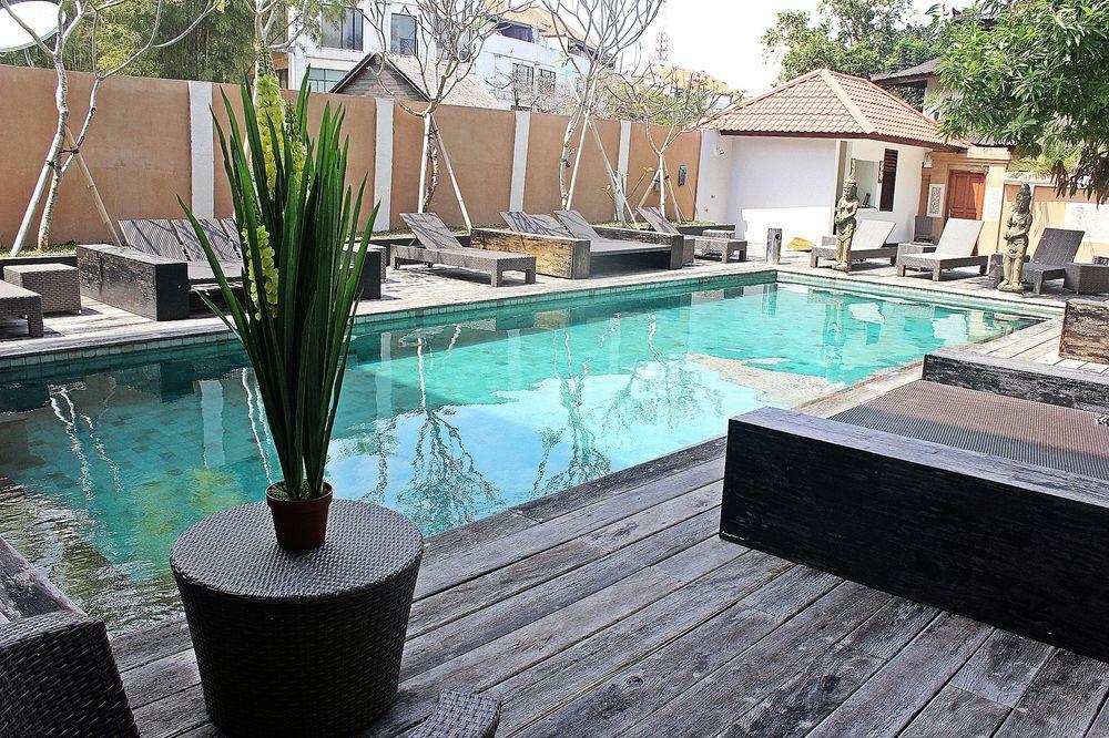 Mirah Hostel Legian  Exterior photo